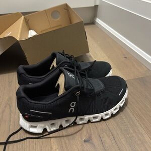 On Cloud 5 Running Shoes 
Black and White Athletic Shoes
Size 7W
New in box